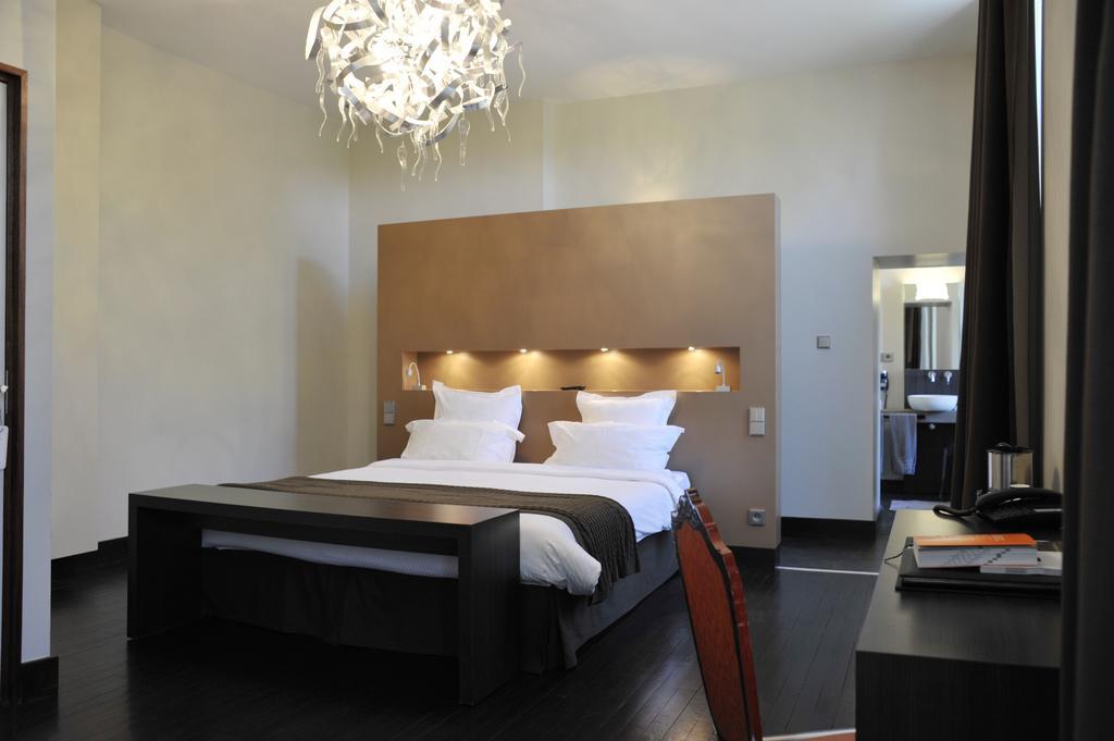 Chateau De Champlong Table Hotel **** Golf & Spa Villerest  Cameră foto
