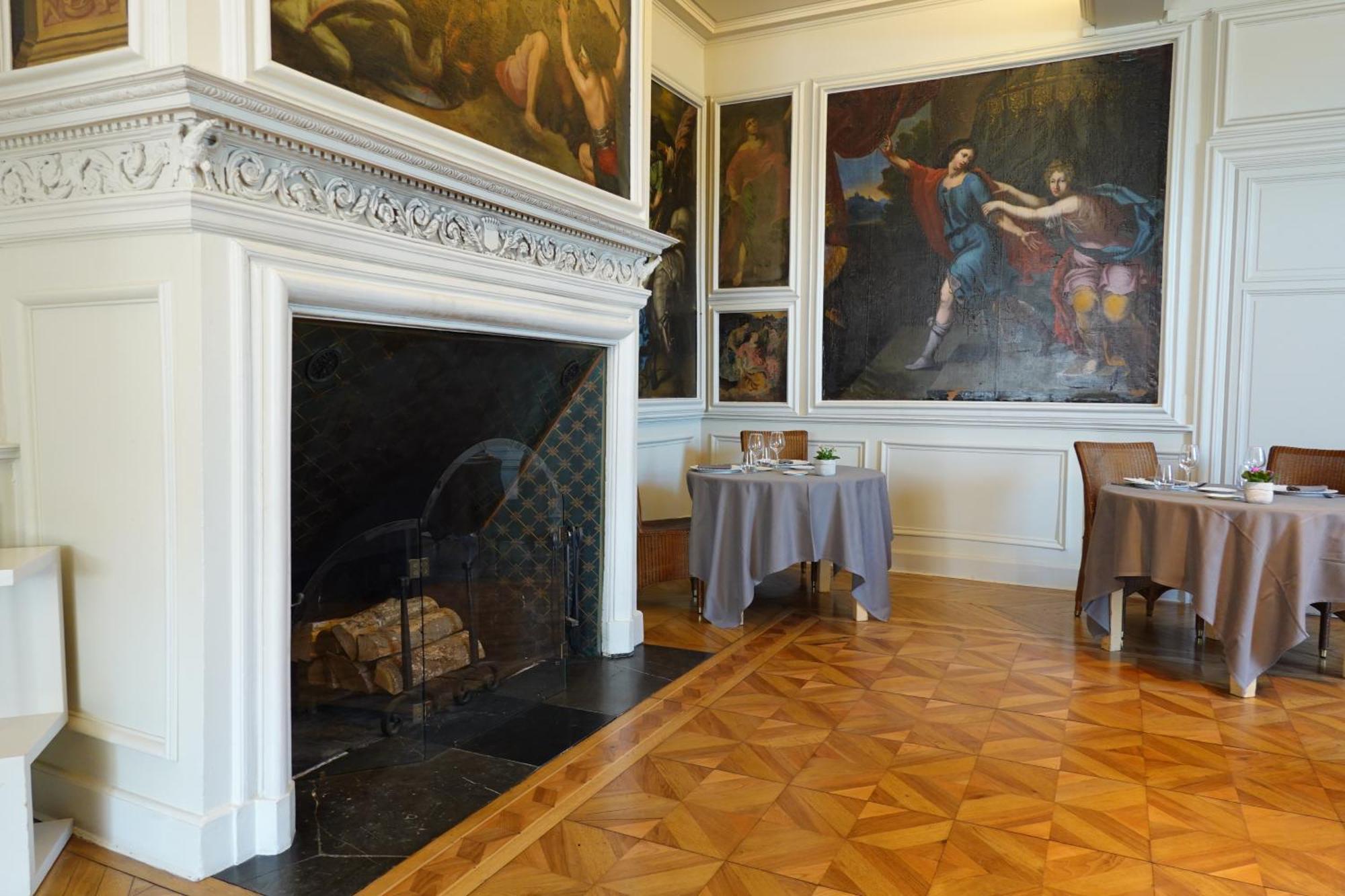 Chateau De Champlong Table Hotel **** Golf & Spa Villerest  Exterior foto