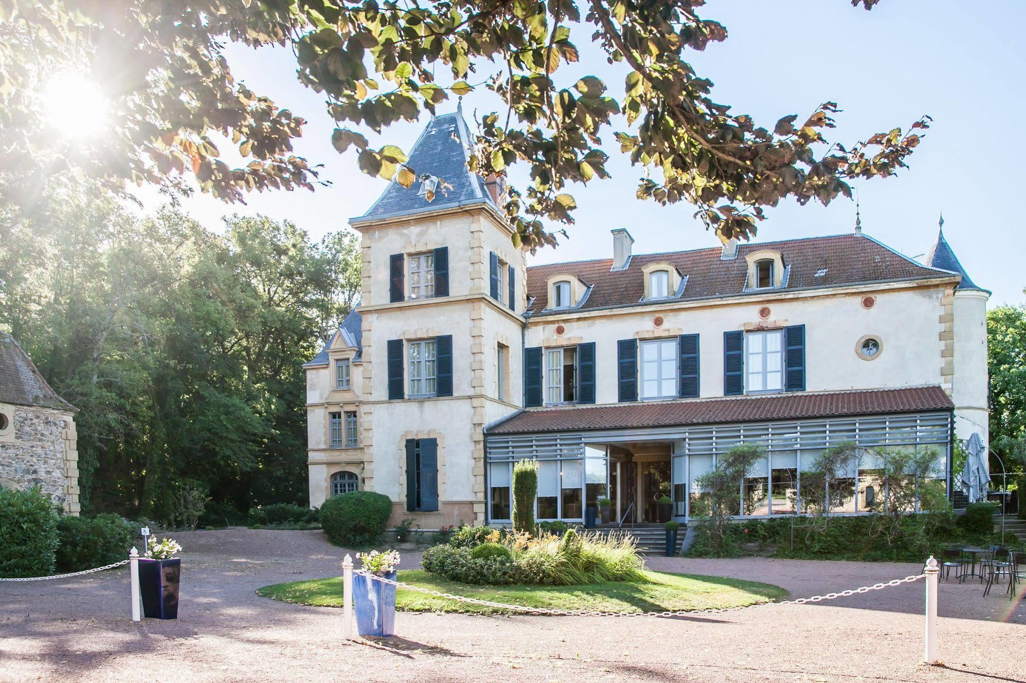 Chateau De Champlong Table Hotel **** Golf & Spa Villerest  Exterior foto
